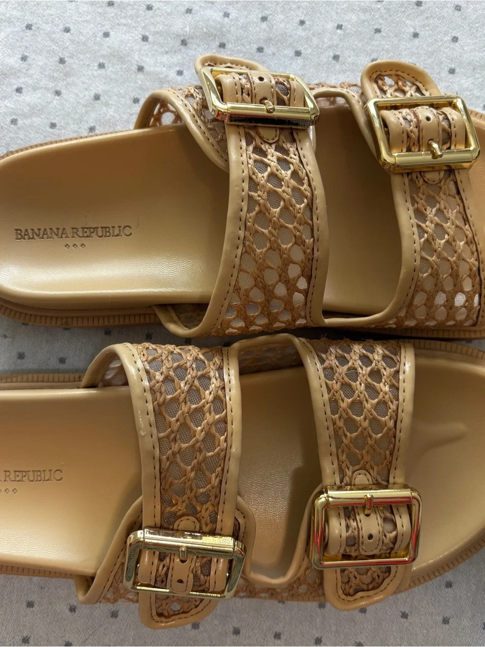 Banana Republic NWOT! Tan Woven Birkenstock Type Slide Sandals Never Worn